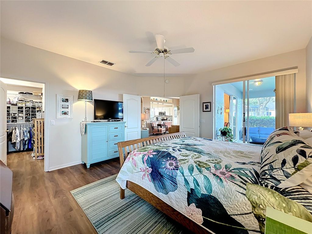 Image 38 of property listing at 4334 HAMMERSMITH DRIVE, Clermont, FL 34711