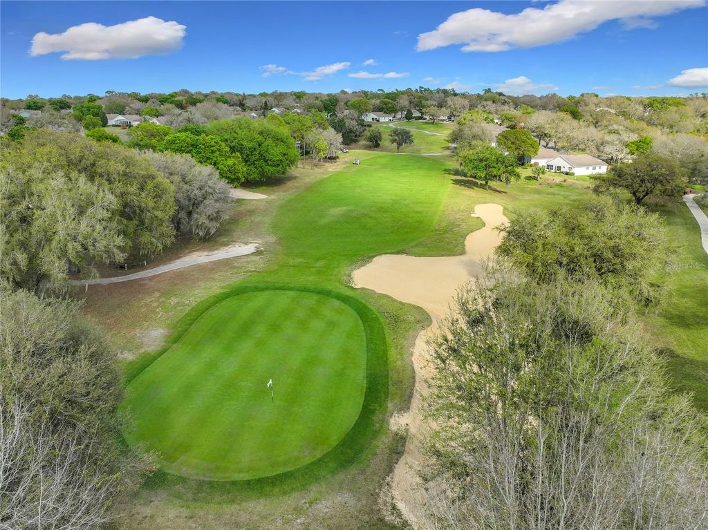 Image 64 of property listing at 4334 HAMMERSMITH DRIVE, Clermont, FL 34711