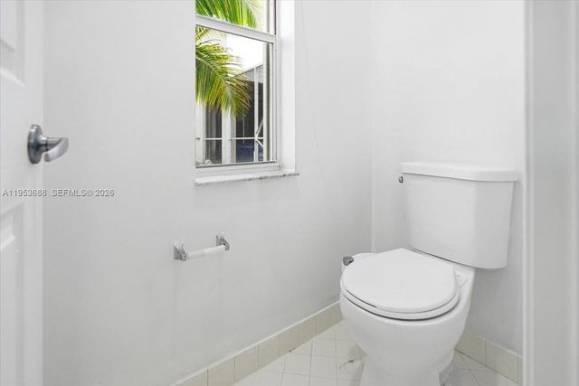 628 Stanton Dr, Weston, FL 33326