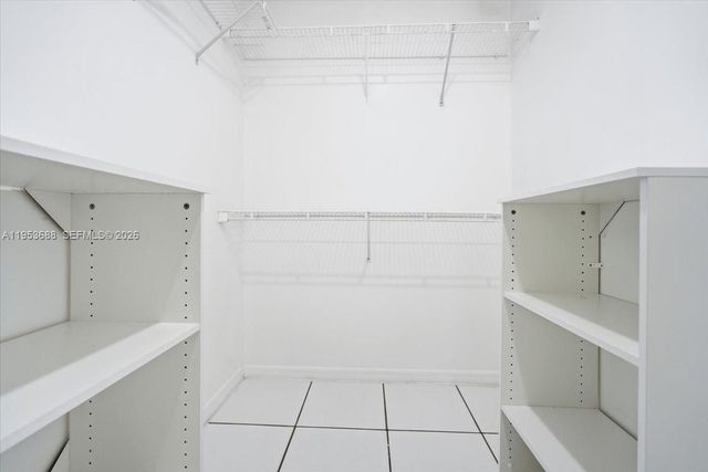 628 Stanton Dr, Weston, FL 33326