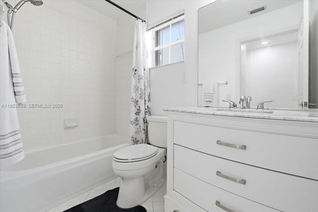 628 Stanton Dr, Weston, FL 33326