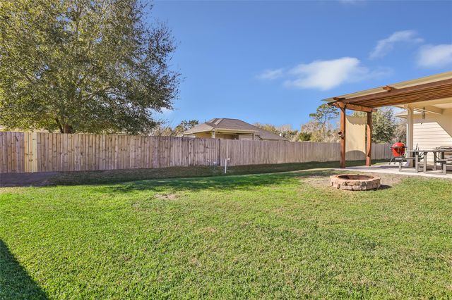 103 Aline Drive, Dayton, TX 77535