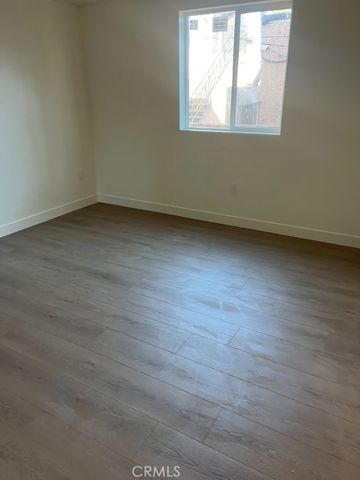 411 E 99th Street, Los Angeles, CA 90003