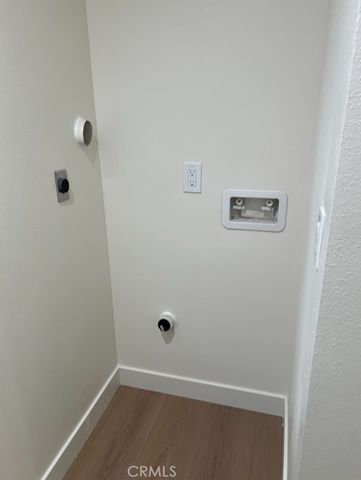 411 E 99th Street, Los Angeles, CA 90003