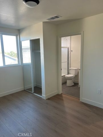 411 E 99th Street, Los Angeles, CA 90003