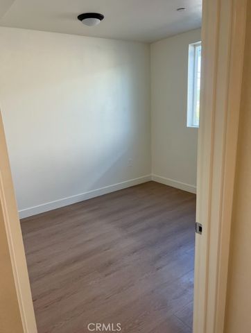 411 E 99th Street, Los Angeles, CA 90003