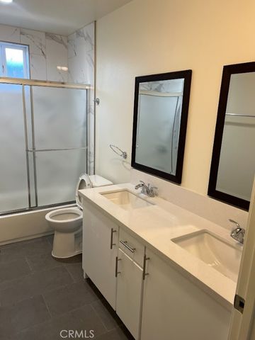 411 E 99th Street, Los Angeles, CA 90003