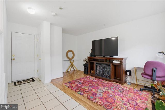 21845 JARVIS SQ, Ashburn, VA 20147