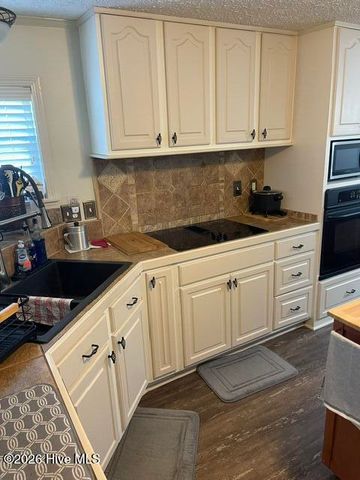 4165 Five Points Road, La Grange, NC 28551