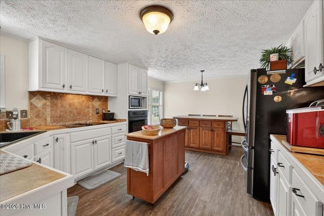 4165 Five Points Road, La Grange, NC 28551
