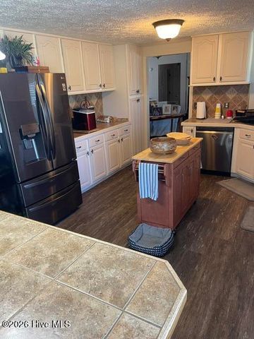4165 Five Points Road, La Grange, NC 28551