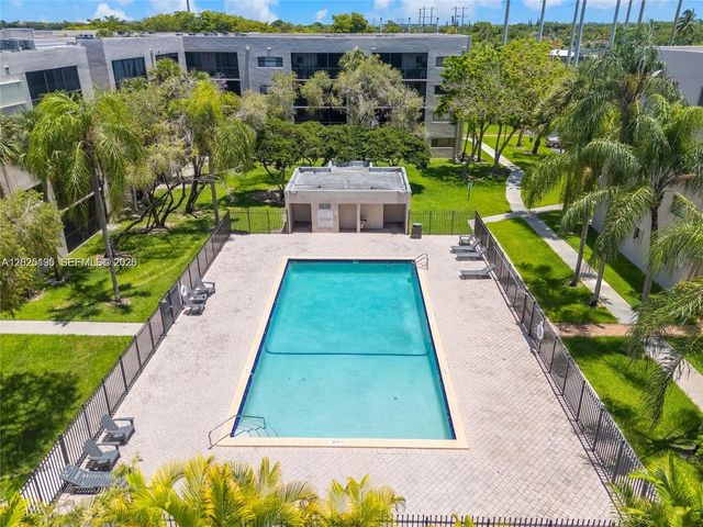 8400 SW 133rd Ave Rd 121, Miami, FL 33183