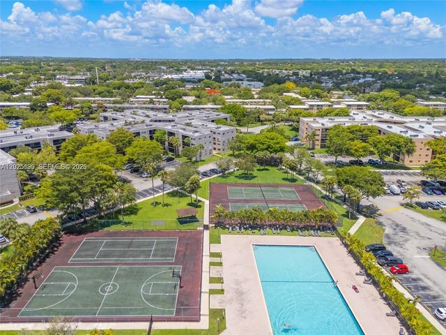 8400 SW 133rd Ave Rd 121, Miami, FL 33183