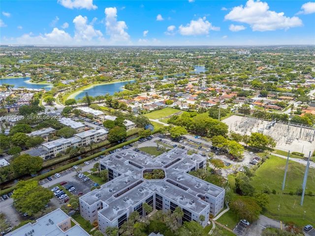 8400 SW 133rd Ave Rd 121, Miami, FL 33183