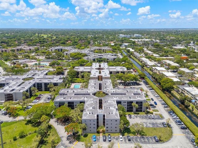 8400 SW 133rd Ave Rd 121, Miami, FL 33183