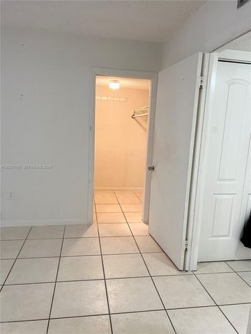 8400 SW 133rd Ave Rd 121, Miami, FL 33183