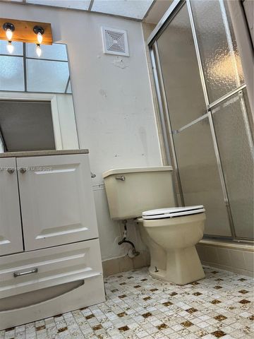 8400 SW 133rd Ave Rd 121, Miami, FL 33183