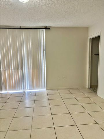 8400 SW 133rd Ave Rd 121, Miami, FL 33183