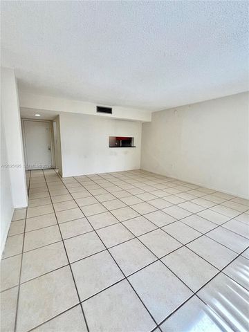 8400 SW 133rd Ave Rd 121, Miami, FL 33183