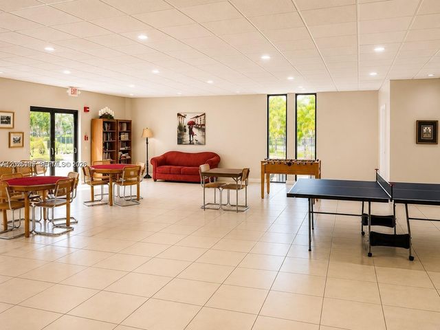 8400 SW 133rd Ave Rd 121, Miami, FL 33183