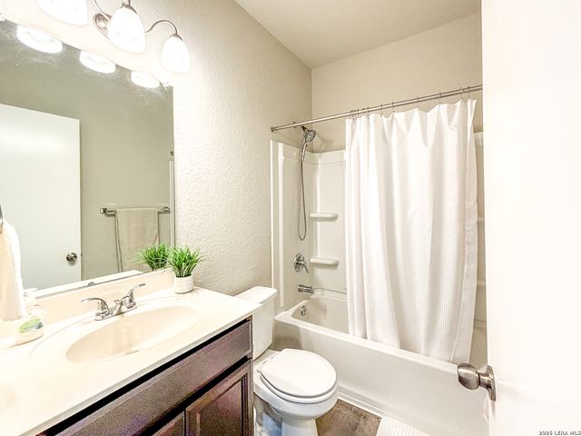 9023 ALVARADO BEND, San Antonio, TX 79245