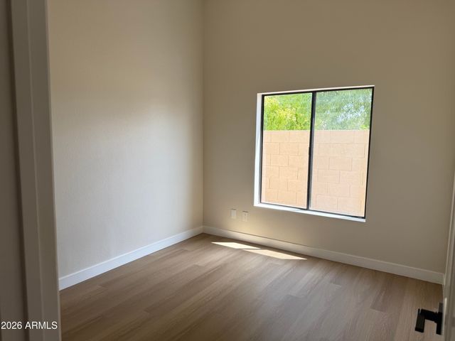 2412 W MISSION Drive, Chandler, AZ 85224