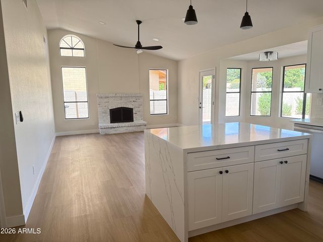 2412 W MISSION Drive, Chandler, AZ 85224