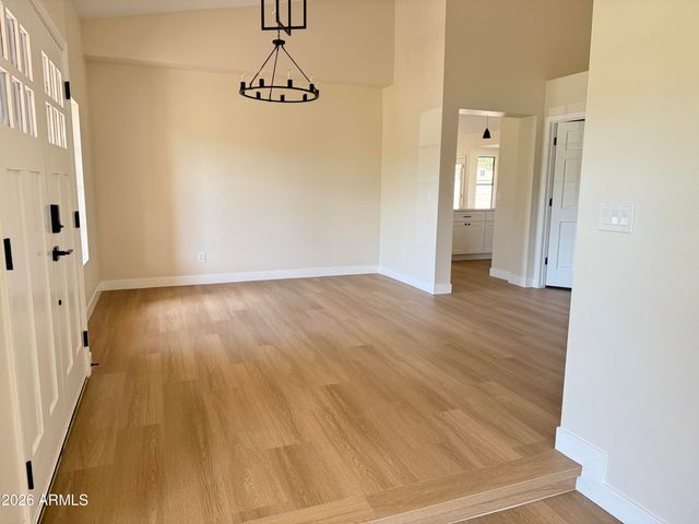 2412 W MISSION Drive, Chandler, AZ 85224