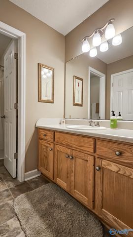 112 Glade Creek Circle, Harvest, AL 35749