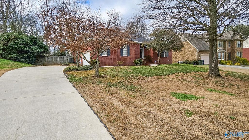 112 Glade Creek Circle, Harvest, AL 35749