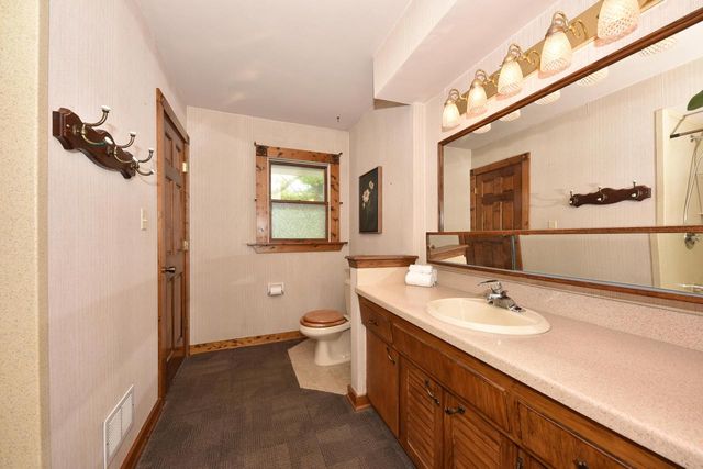W226N309 Takoma DRIVE, Waukesha, WI 53186