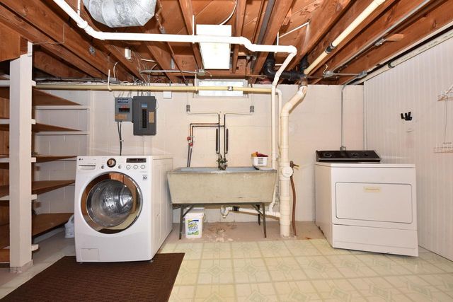 W226N309 Takoma DRIVE, Waukesha, WI 53186