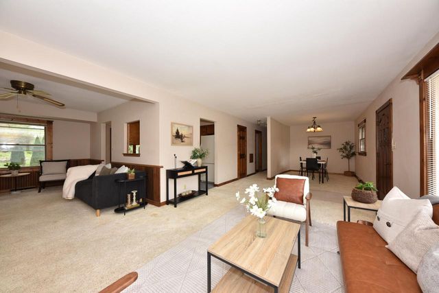 W226N309 Takoma DRIVE, Waukesha, WI 53186