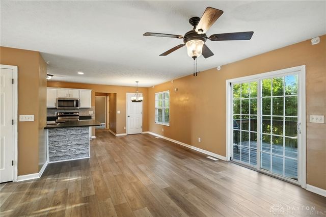 809 Ginger Ridge Drive, Trenton, OH 45067