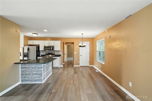 809 Ginger Ridge Drive, Trenton, OH 45067