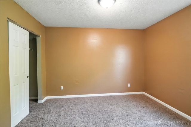 809 Ginger Ridge Drive, Trenton, OH 45067