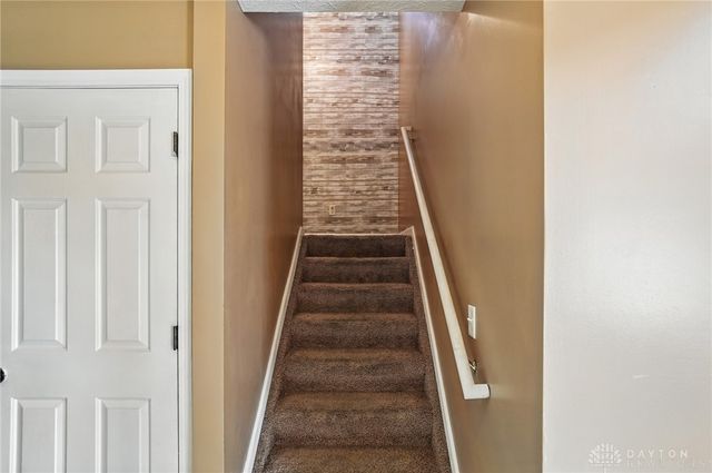 809 Ginger Ridge Drive, Trenton, OH 45067