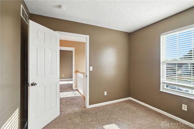 809 Ginger Ridge Drive, Trenton, OH 45067