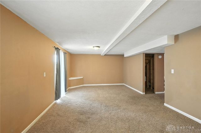 809 Ginger Ridge Drive, Trenton, OH 45067