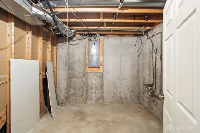 809 Ginger Ridge Drive, Trenton, OH 45067