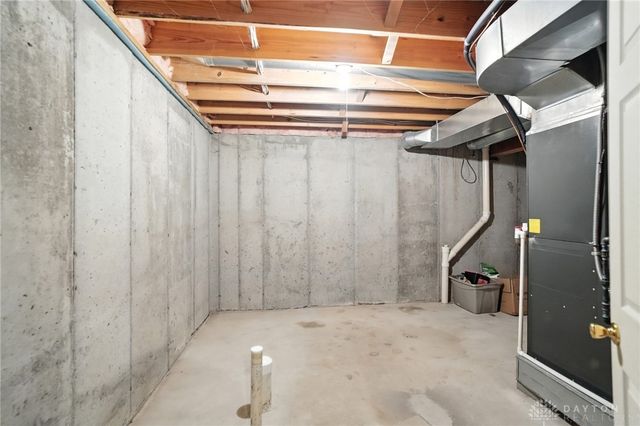 809 Ginger Ridge Drive, Trenton, OH 45067