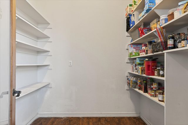 611 Mohawk Drive, Tioga, TX 76271