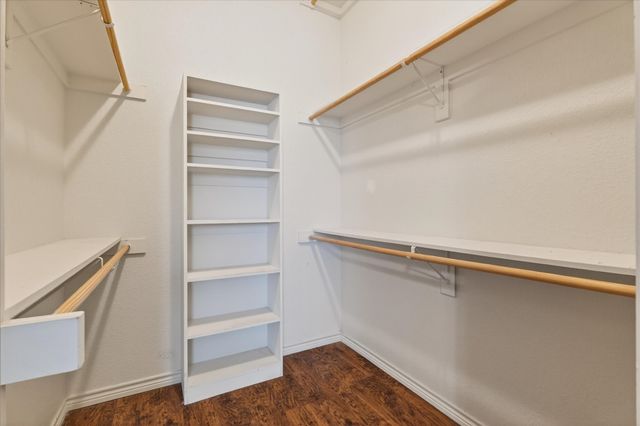 611 Mohawk Drive, Tioga, TX 76271