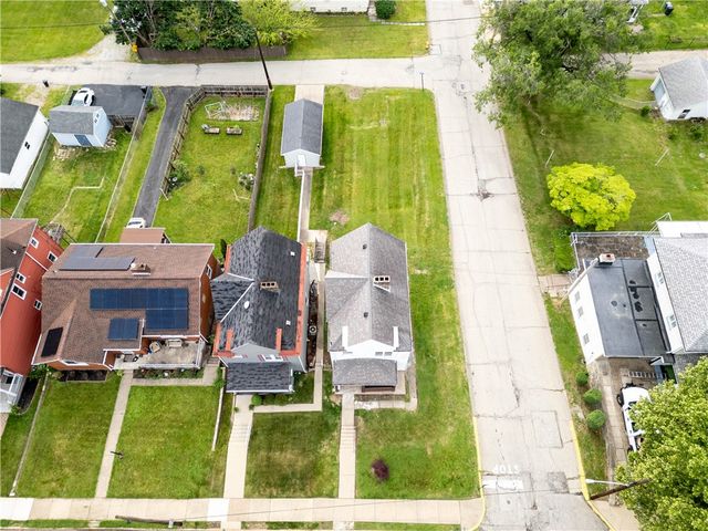 922 Broadway Ave, East Mckeesport, PA 15035