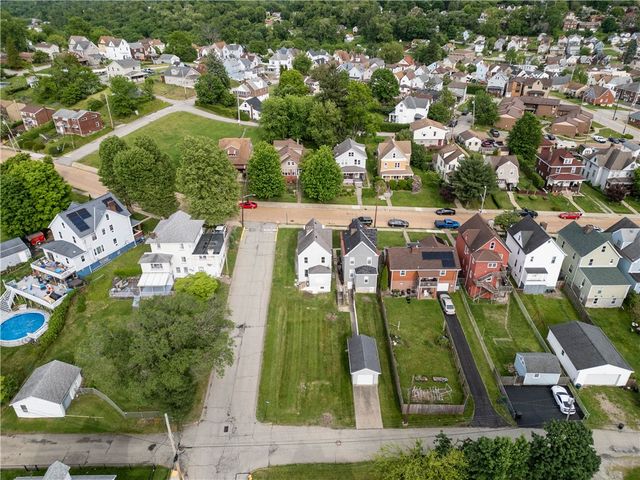 922 Broadway Ave, East Mckeesport, PA 15035