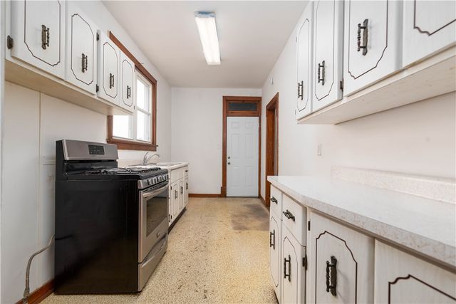 922 Broadway Ave, East Mckeesport, PA 15035