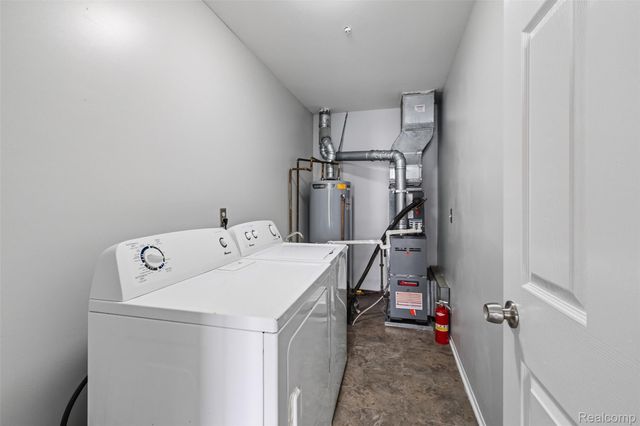 42564 Saratoga Road 31, Canton Charter Township, MI 48187