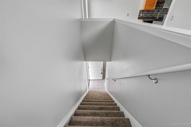 42564 Saratoga Road 31, Canton Charter Township, MI 48187
