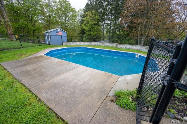 8766 Violet Parkway, Eden, NY 14057
