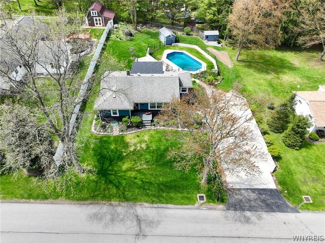 8766 Violet Parkway, Eden, NY 14057